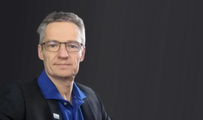 Headshot of Alwyn Royall